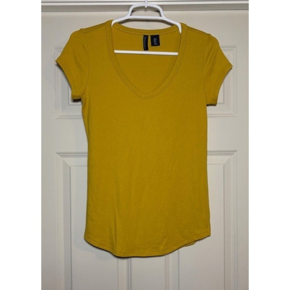 Cynthia Rowley shirt, size small